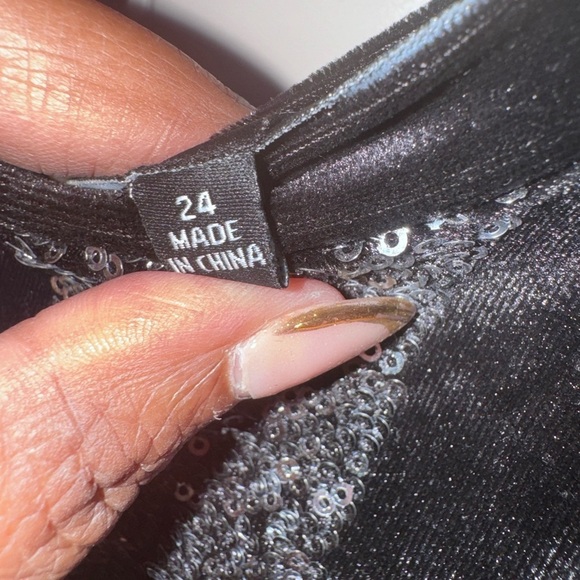 ELOQUII Plus Size- Velvet & Sequin Long Sleeve Bodycon Cocktail Dress- Size 24w - Picture 9 of 10